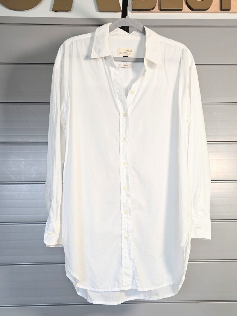 Universal Thread White Long-Sleeve Button-Down Shirt